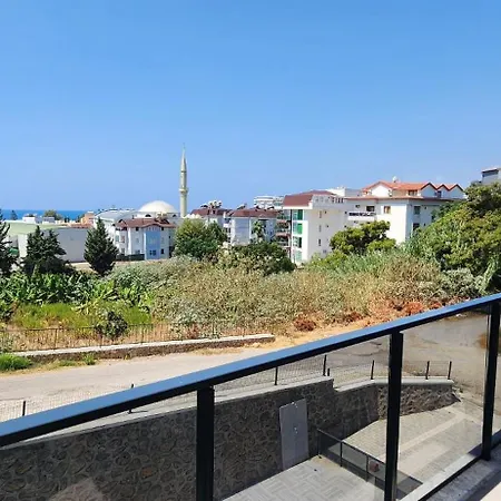 Denize Yakin Mesafede Lux Apartment Alanya